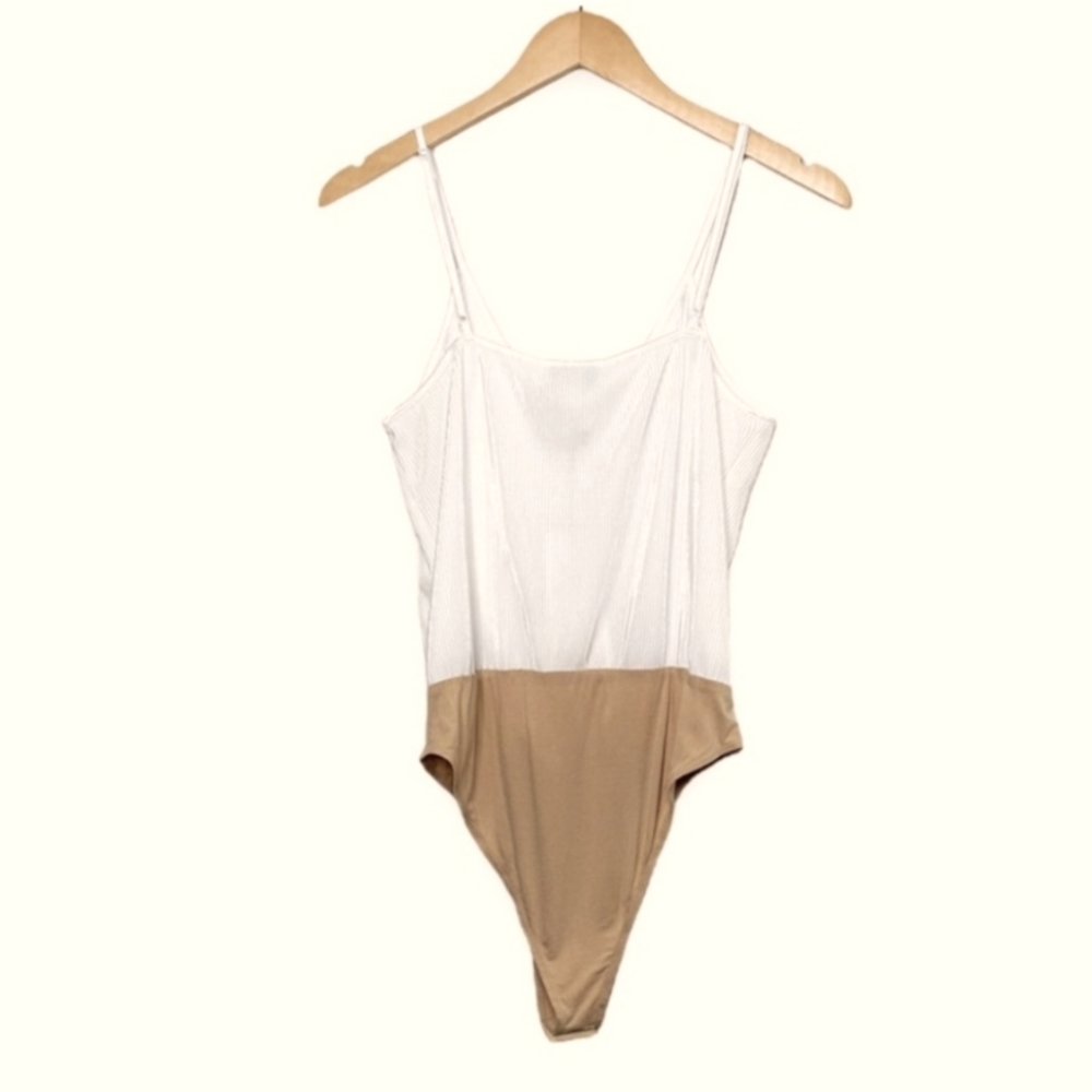 WAYF Surplice Ribbed Cami Bodysuit - Picture 3 of 12